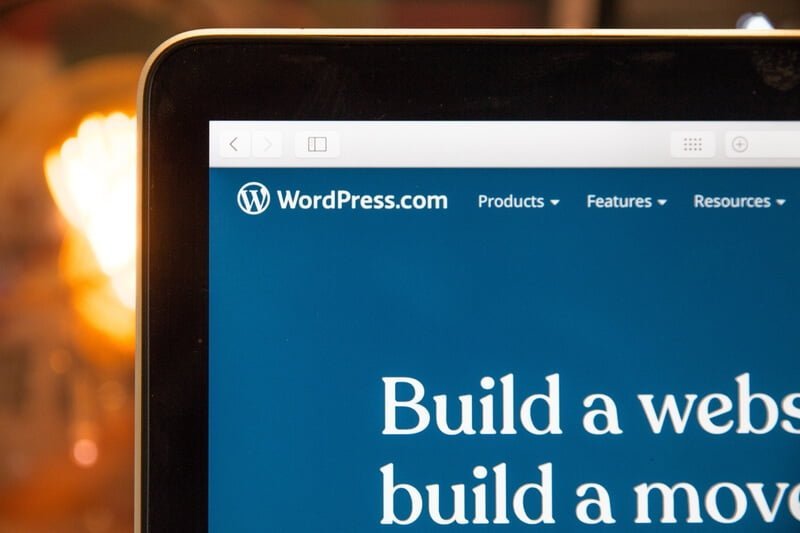 diplay showing WordPress site